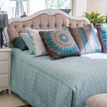 Cama Provence com Capitonê
